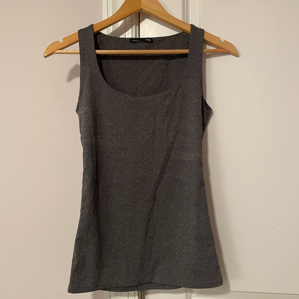 Zara gray fitted tanktop with built in padding